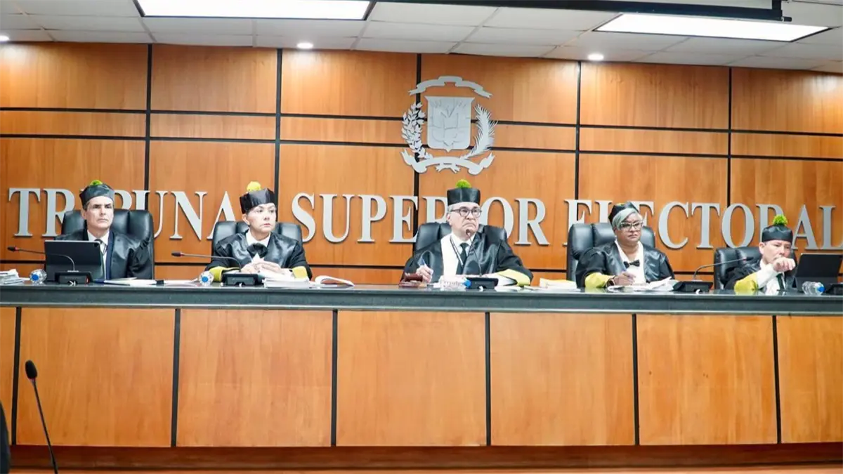 TSE archiva expediente tras desistimiento en caso contra Fuerza del Pueblo