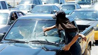 Retiran limpiavidrios y vendedores ambulantes de intersecciones clave del Distrito Nacional