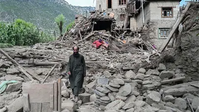 Los talibanes elevan a 1,457 el número de muertos y a 3,394 los heridos por el terremoto