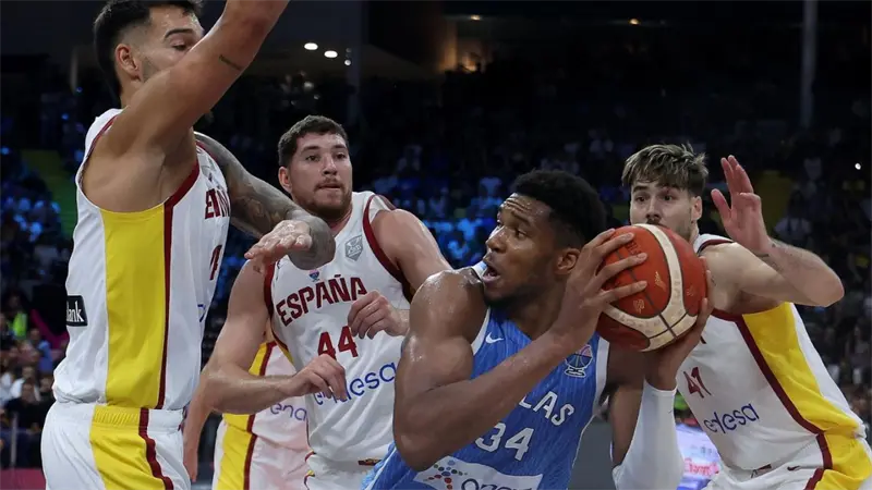 Giannis Antetokounmpo firma eliminación histórica de España en Eurobasket 2025