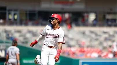 Nasim N&uacute;&ntilde;ez jonronea dos veces; Guerrero Jr. la saca y Caminero sigue al rojo vivo