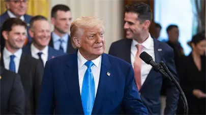 Trump desaf&iacute;a a la Corte Suprema para salvar sus pol&eacute;micos aranceles