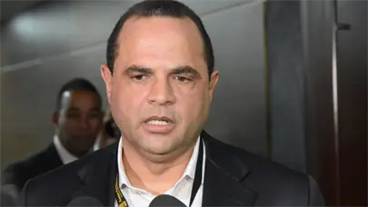 Manuel Crespo llama a JCE sancionar precandidatos presidenciales del PRM por uso de recursos del Estado