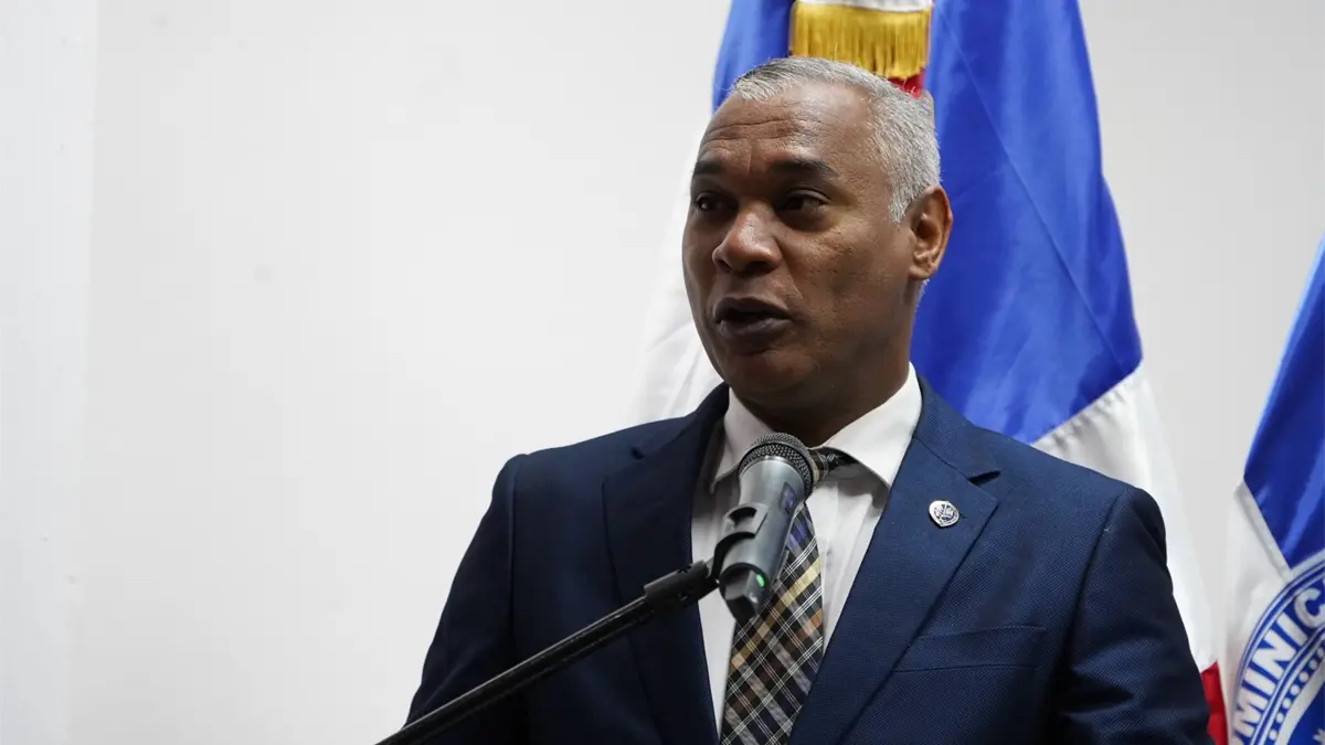 Decano Gerardo Roa lamenta fallecimiento de María Cristina Camilo