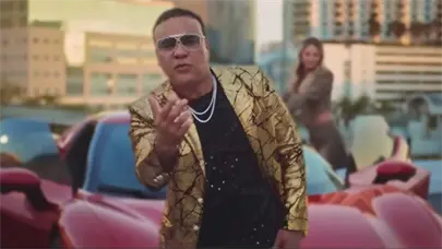 "El amor tuvo la culpa" coloca a Zacar&iacute;as Ferreira en la cima de YouTube Music y Monitor Latino