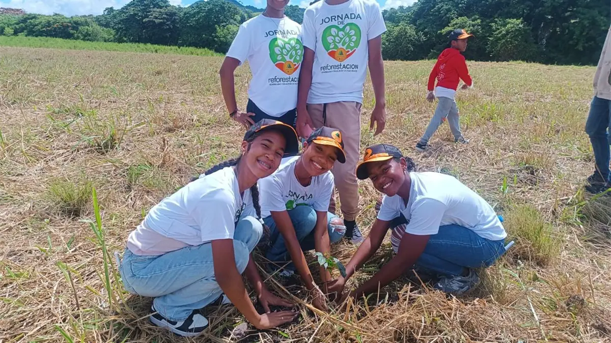 COOPSEMA impulsa jornada de reforestación en La Cuchilla, El Seibo
