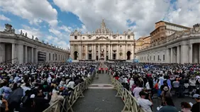 Karol G, John Legend y Bocelli, en un inédito macroconcierto en el Vaticano