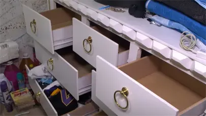 Ladrones atemorizan familias y cargan hasta con la ropa en Los Alcarrizos