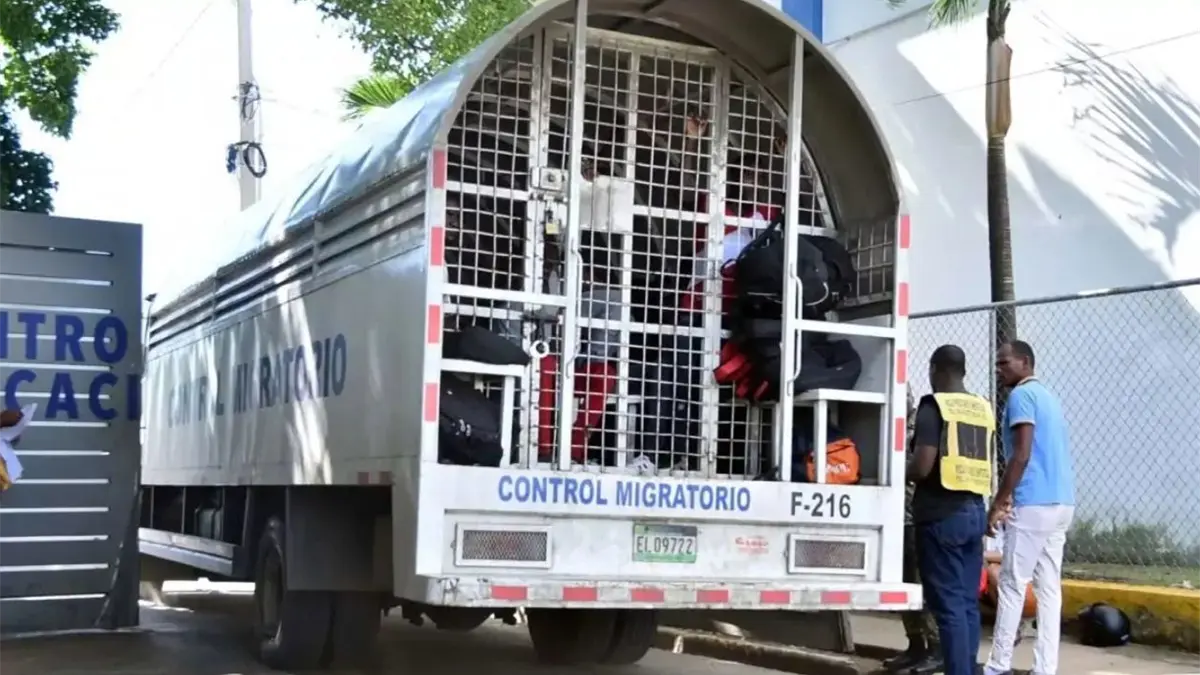 Más de 115 mil haitianos indocumentados han salido del país por voluntad propia, dice la DGM