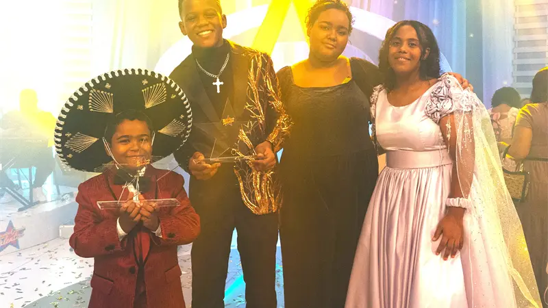 Cuatro Pequeños Grandes Talentos comparten triunfo en gran final
