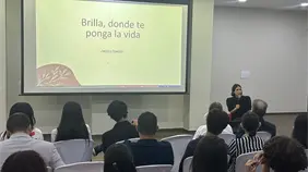 Jessica Hasbún protagoniza charla sobre periodismo en INTEC