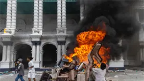 Nepal arde en medio de protestas pese a la dimisión del primer ministro KP Sharma Oli