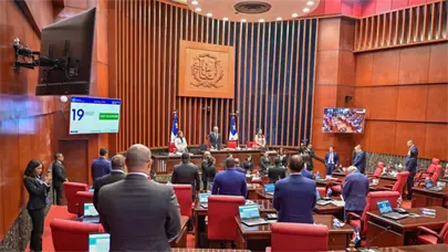 Senado avanza en reforma laboral sin eliminar cesantía