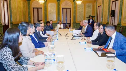 Congreso respalda propuesta del CES para regular mano de obra extranjera