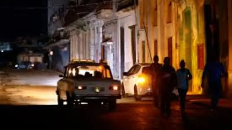 Cuba genera menos del 10 % de la energía que precisa, tras siete horas de apagón nacional