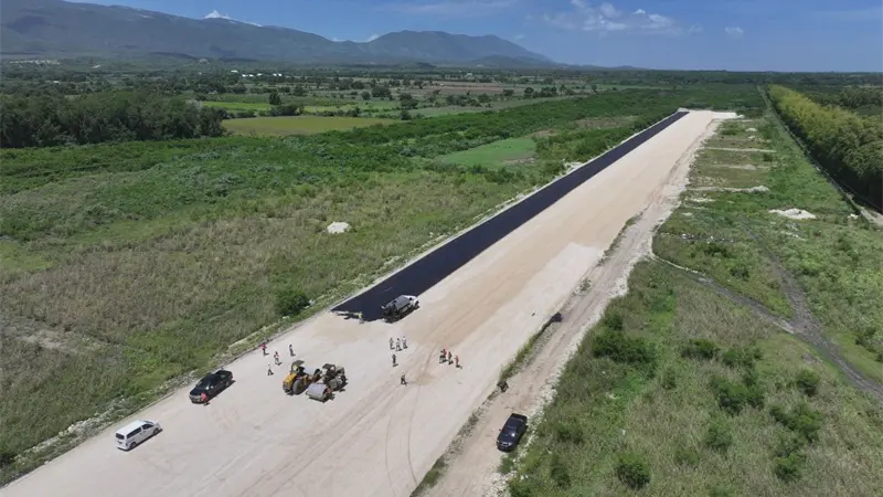 Nuevo aeropuerto doméstico de San Juan se encuentra en fase de asfaltado de su pista