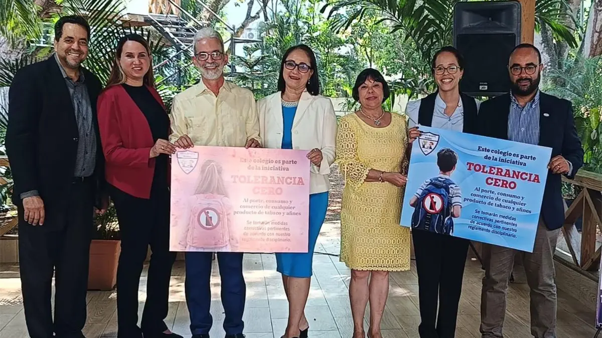 Colegios ratifican su compromiso de erradicar el consumo de productos de tabaco en sus instalaciones