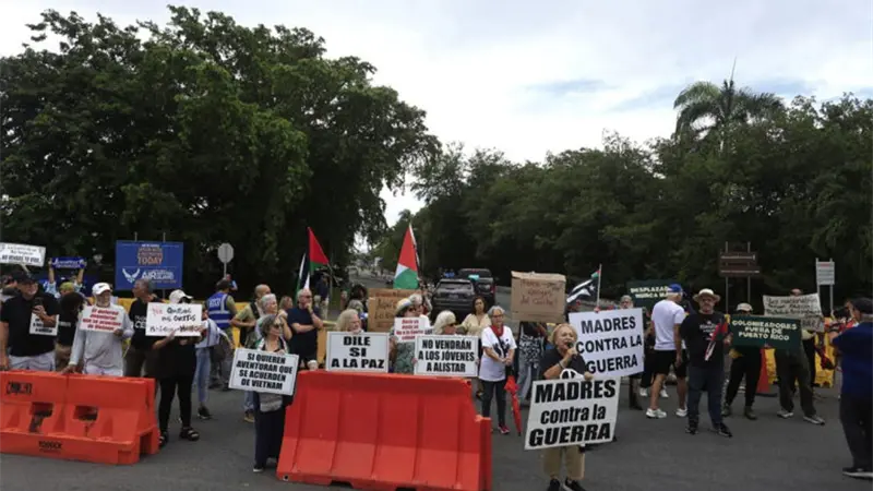 Puertorriqueños se movilizan de nuevo contra la Marina de EEUU entre tensión en el Caribe