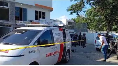 Tiroteo en plaza comercial de Santiago deja al menos 5 muertos y varios heridos