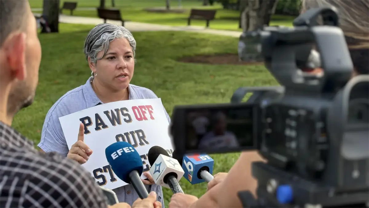 Más de 100 medios, incluido EFE, piden a EEUU anule plan recorte visados a prensa foránea