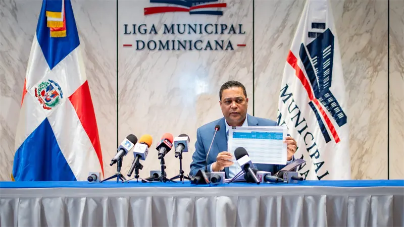 Víctor D´Aza anuncia Presidencia transferirá recursos a los ayuntamientos