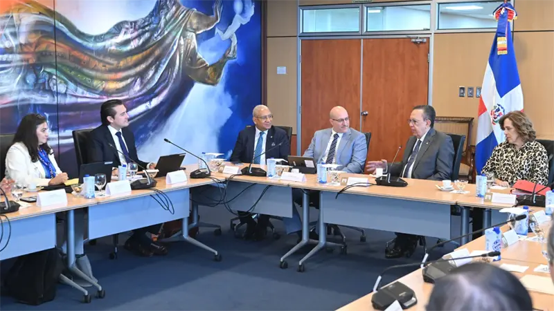 Misión del FMI concluye la revisión del Artículo IV del Acuerdo Constitutivo con visita al Banco Central