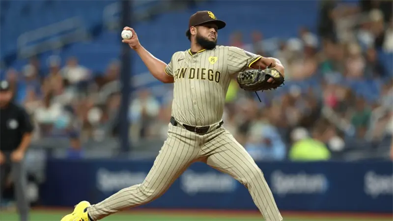 Los Padres de San Diego triunfan gracias a Randy Vásquez ante los Rockies