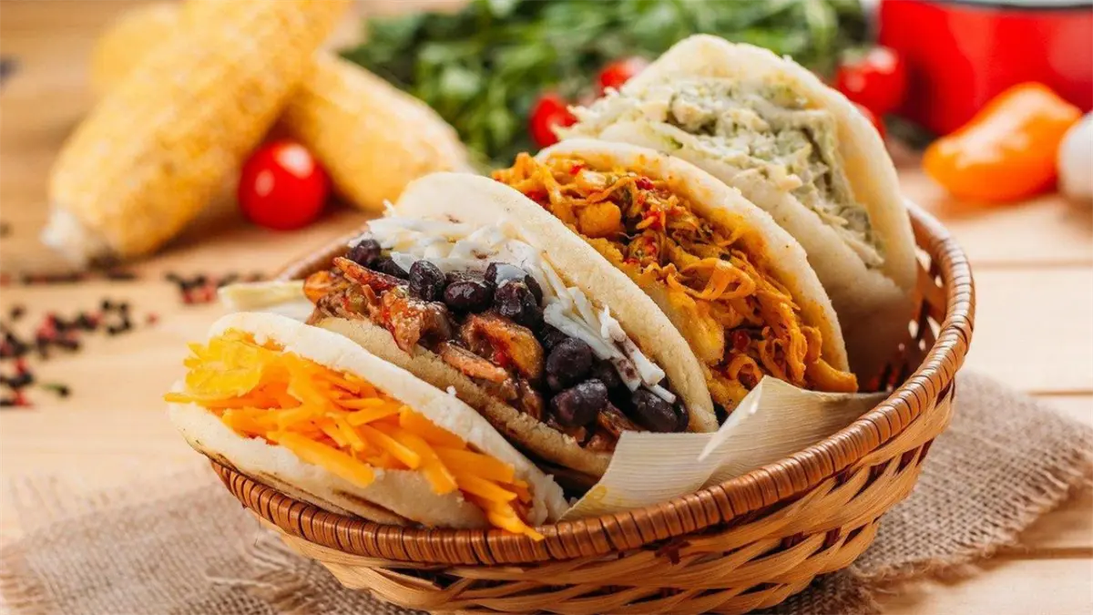 El sabor de la solidaridad en Venezuela: 20.000 arepas repartidas en el Día Mundial de la Arepa