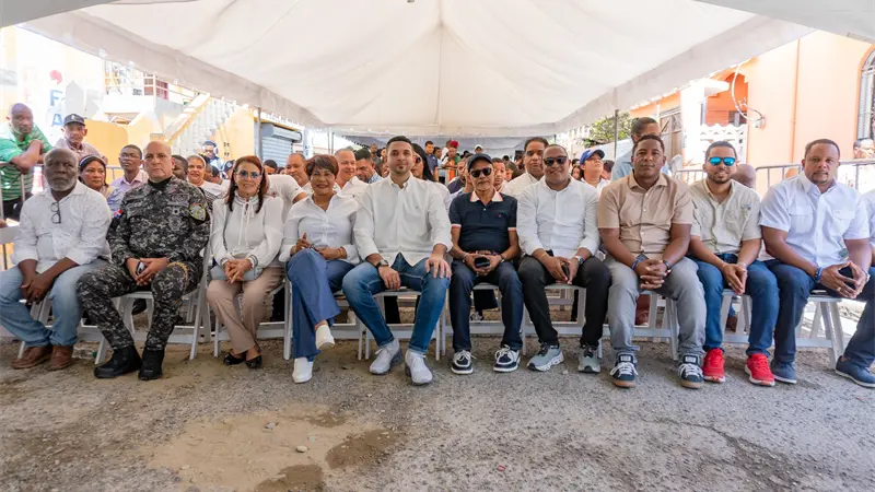 Ministerio de la Juventud lleva Juventud con B de Barrio a Boca Chica