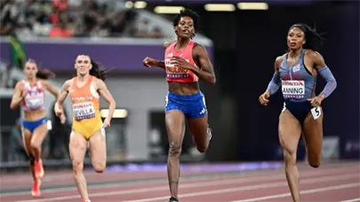 Marileidy Paulino inicia sin contratiempos la defensa de su corona en 400