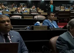 Senadores y diputados discuten por separado la reforma laboral