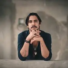 Fallece en accidente de tránsito Arturo Alberto Báez Cordero, hijo del cineasta Fernando Báez