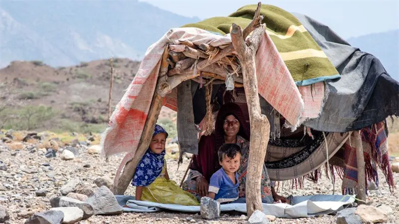 Un 70 % de hogares en Yemen carecen de alimentos necesitados a diario, advierte la ONU