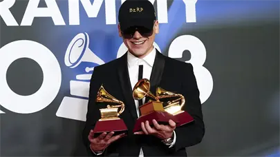Los Latin Grammy revelan mañana a los nominados de los mayores premios de la música latina