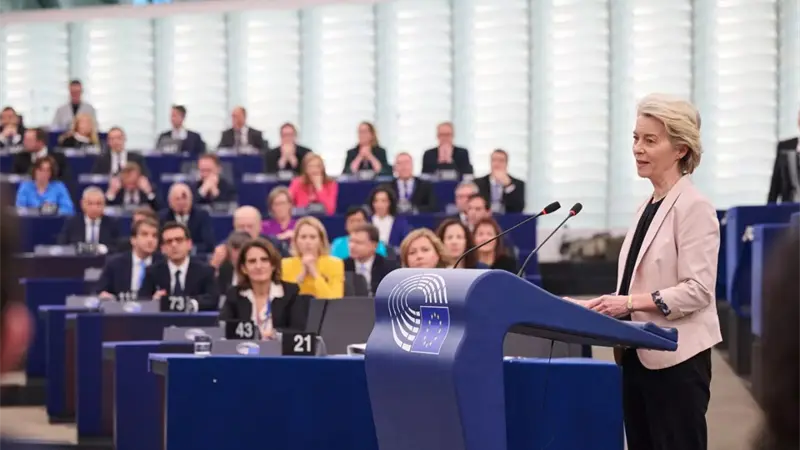 Parlamento Europeo debatirá en octubre dos mociones de censura contra Von der Leyen