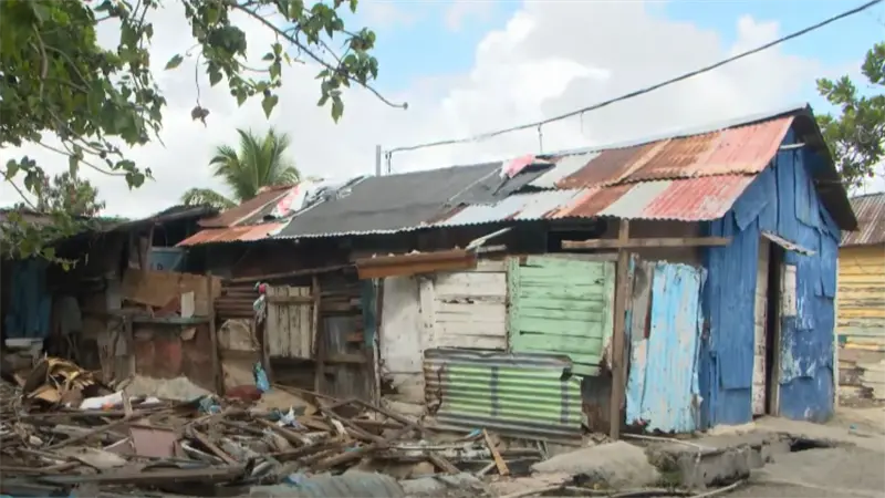 Moradores de la ribera del río Ozama denuncian desalojos y ofertas irrisorias por sus viviendas