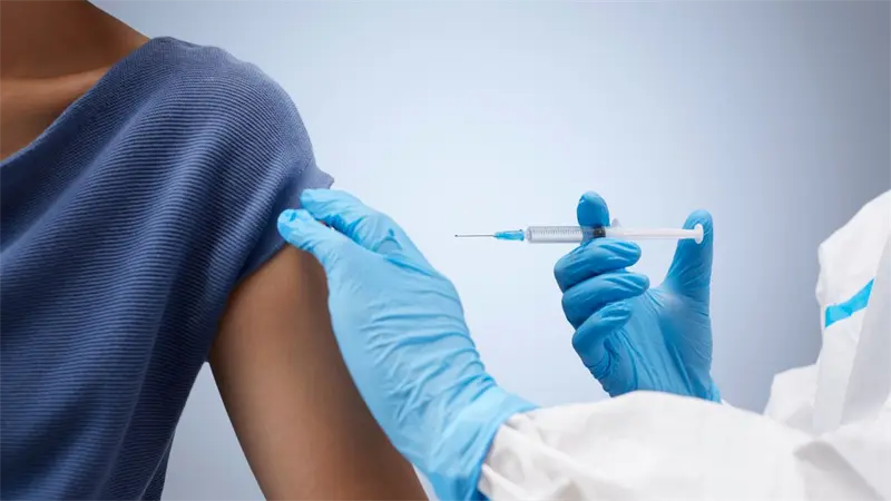 Pakistán inicia campaña de vacunación para prevenir cáncer de cuello uterino