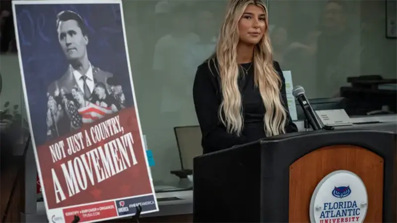 Una universidad en Florida erigirá una estatua en memoria de Charlie Kirk en su campus