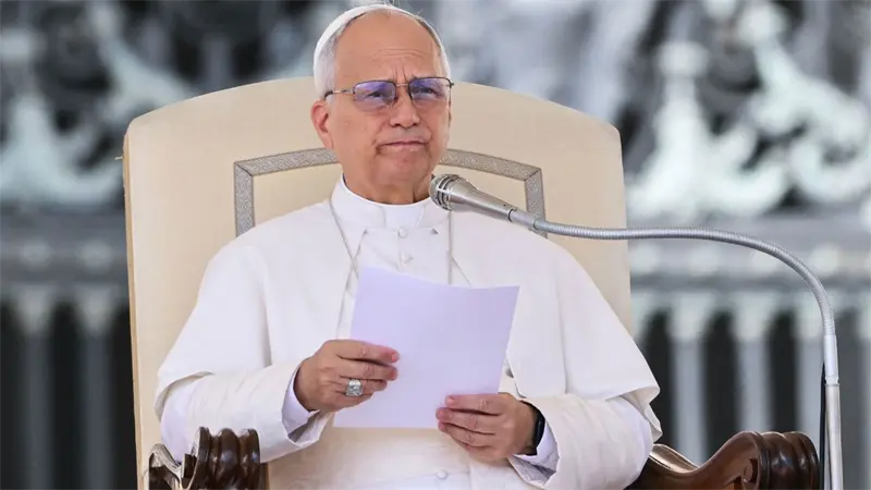 El papa León XIV reafirma postura sobre LGTBI, el rol de la mujer y los abusos en la Iglesia