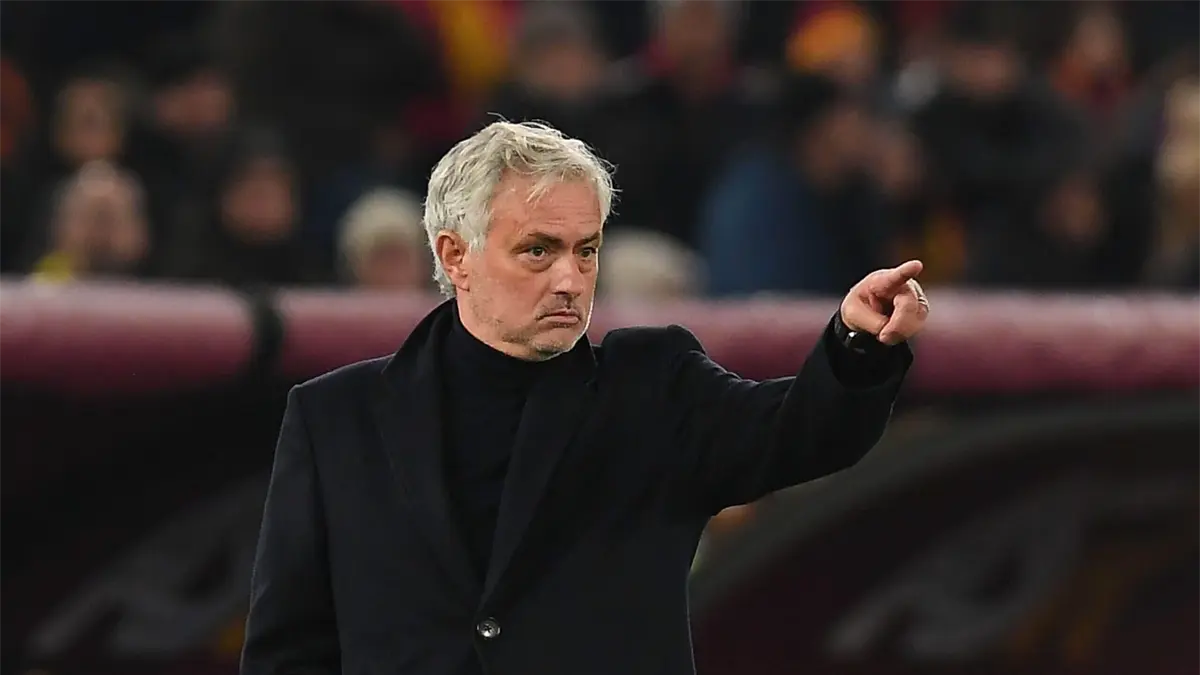 José Mourinho es el nuevo entrenador del Benfica