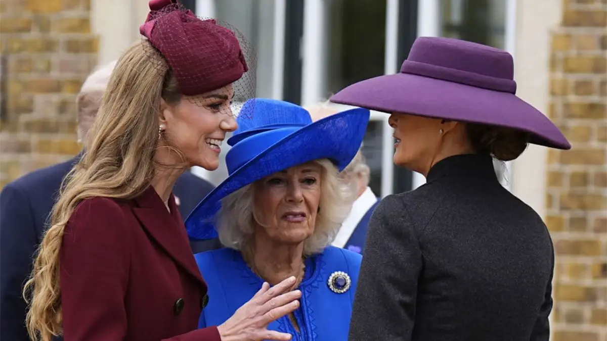 La reina Camila y Melania Trump visitan la casa de muñecas de la reina María en Windsor