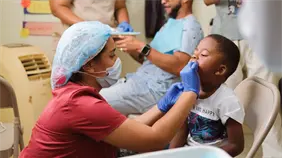 Fundación GBC beneficia a cientos de personas con jornada de salud gratuita en SDE