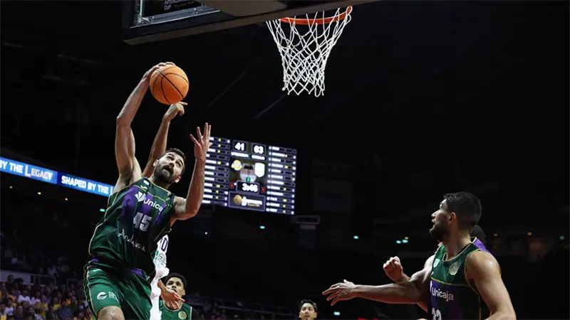 Chris Duarte lidera al Unicaja en triunfo sobre el Brex japonés para disputar final intercontinental
