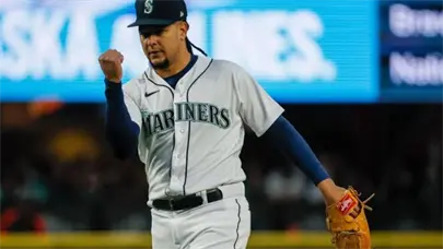 Luis Castillo no tolera carreras y carga a los Marineros a compartir la cima