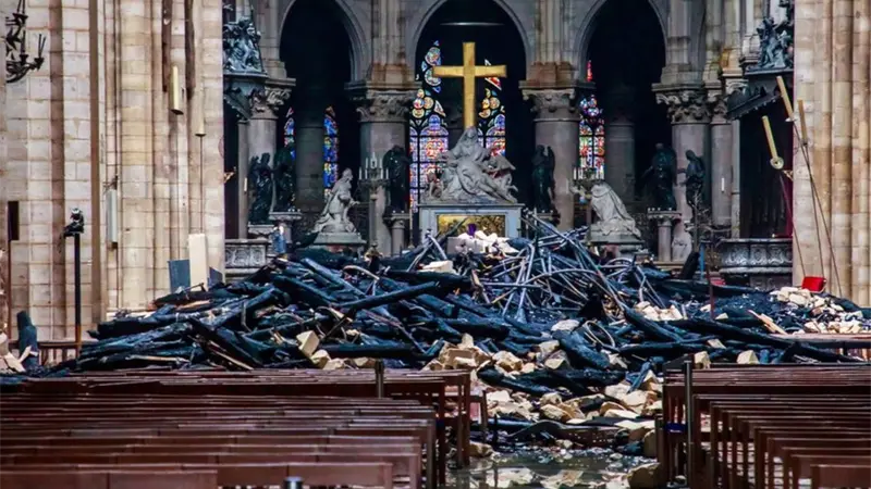 Los turistas volverán a coronar la catedral de Notre Dame seis años después del incendio