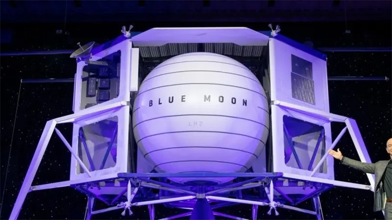 La NASA asigna a Blue Origin de Jeff Bezos la misión de enviar un rover al Polo Sur lunar