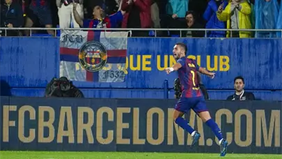 Barcelona vence 3-0 al Getafe y sigue el pulso con el Real Madrid en LaLiga