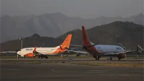 Un niño afgano sobrevive a un vuelo de Kabul a Nueva Delhi oculto en el tren de aterrizaje