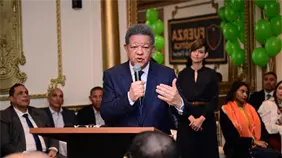 Leonel Fernández resalta en New Jersey aportes de la diáspora al desarrollo de RD