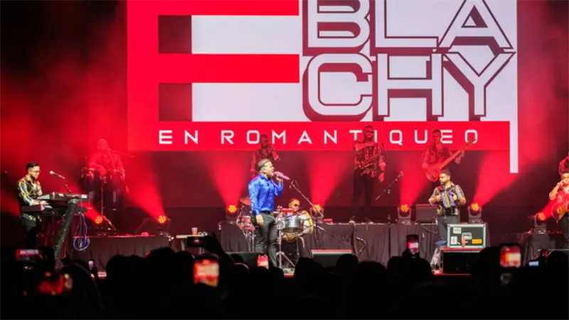 "Tres ritmos, un corazón" celebró la hermandad musical de Puerto Rico y RD en su primera edición en el Coca-Cola Music Hall
